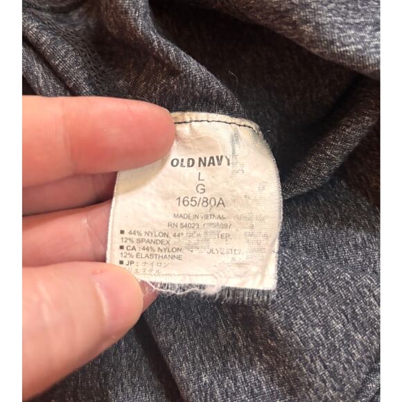 Old Navy Active Size L Fitted Compression Gray Capri Cropped Athletic Leggings - Picture 5 of 6